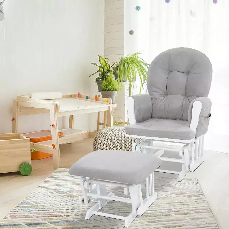 Sedia a dondolo da asilo nido con pouf per allattamento e relax, tasche portaoggetti