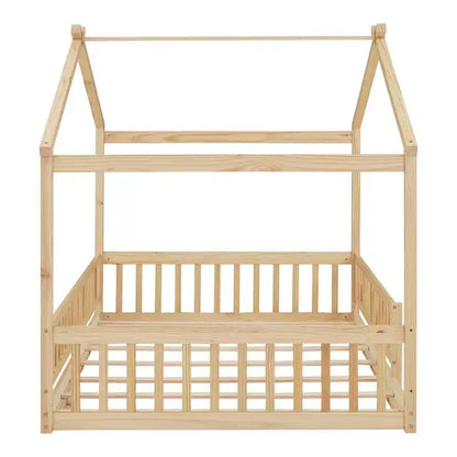 Letto Montessori a terra matrimoniale con struttura in legno a casetta, recinzione e design a casetta da gioco