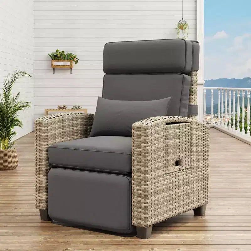Letto a castello 76" Twin Over Full con scaletta, sponde di sicurezza e doghe, nero