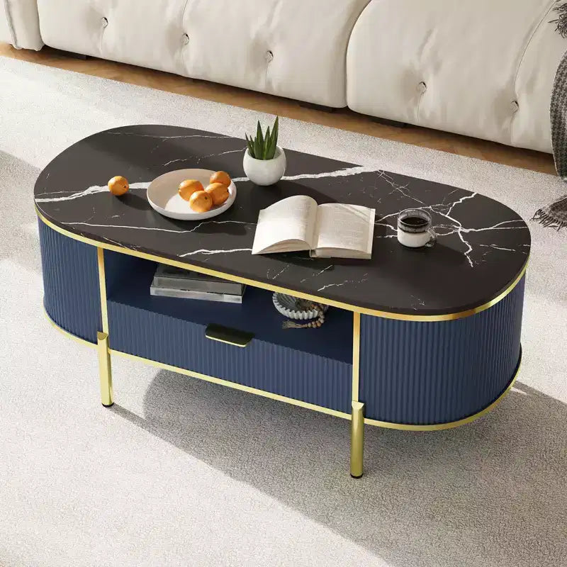 Tavolino da caffè moderno scanalato, tavolino ovale da 48 pollici con cassetti, piano in finto marmo, finiture in metallo, tavolino da centro in rovere naturale per soggiorno