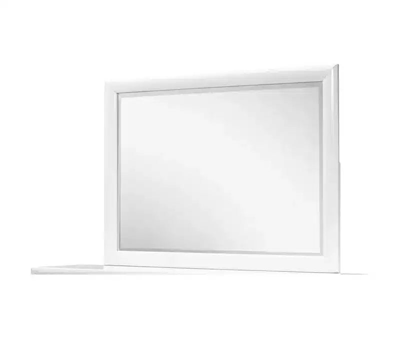 Specchio da parete con cornice bianca dal design contemporaneo e semplice, elemento d'arredo per la camera da letto