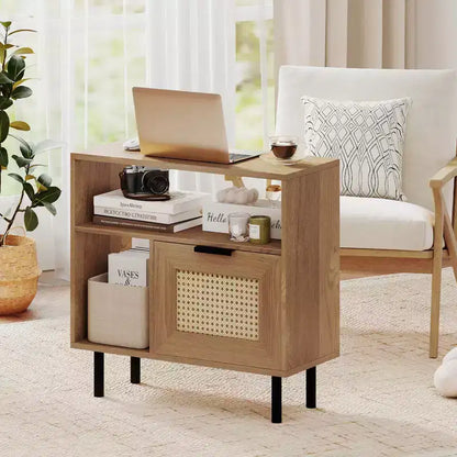 Comodino Boho in Rattan con Ripiano, Armadietto e Gambe in Metallo